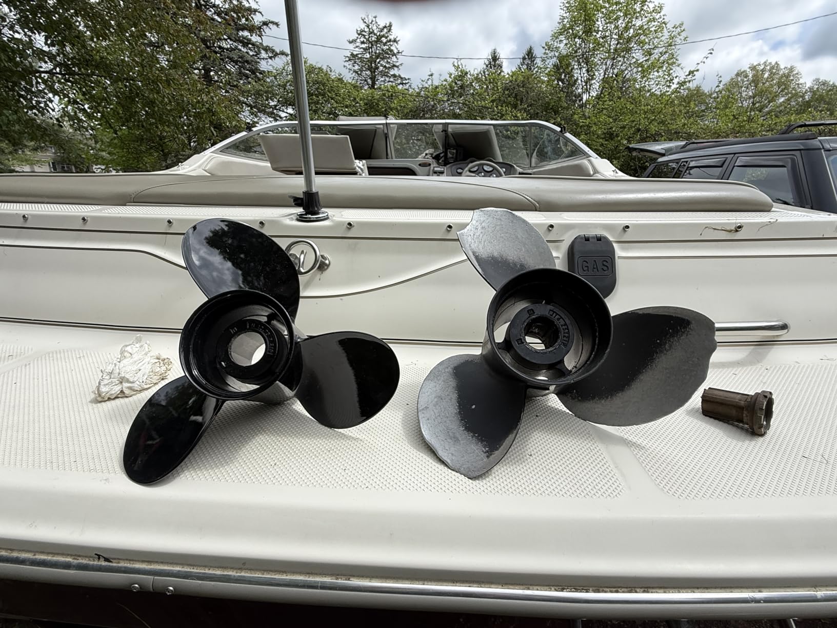 Quicksilver Black Diamond 3-Blade Aluminum Propeller - For Mercury and MerCruiser Engines - Customer Photo 1