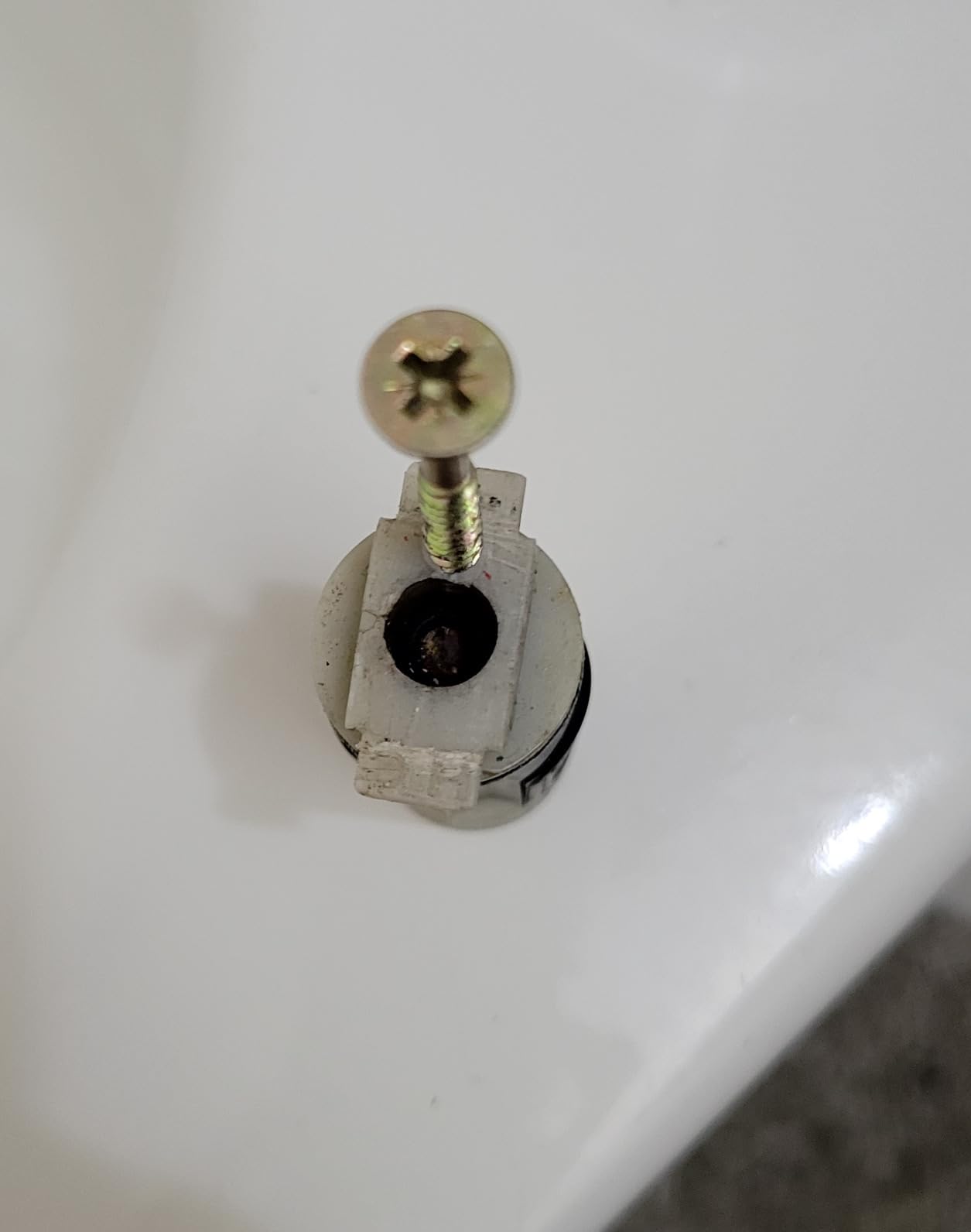 Moen 1222 One-Handle Posi-Temp Faucet Cartridge Replacement for Moen Tub Shower and Shower Only Configurations, Brass and Plastic - Customer Photo 2