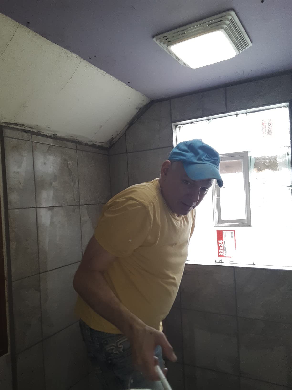 Broan-NuTone WVK2A Flexible Wall Ducting Kit for Ventilation Fans, Exhaust Fan 9-Piece Duct Kit, 4-Inch Customer Review Broan-NuTone WVK2A Flexible Wall Ducting Kit for Ventilation Fans, Exhaust Fan 9-Piece Duct Kit, 4-Inch - Customer Photo 1