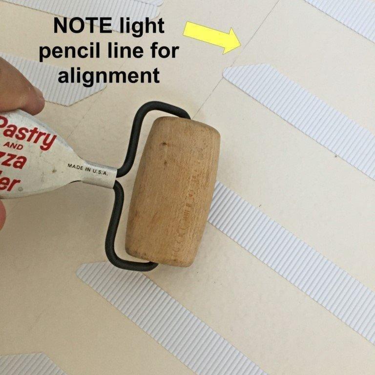 Duck Brand Adhesive Tub Tread Strips, 0.75 x 8.5-Inch Each, 18 Pack, White (663138) - Customer Photo 1