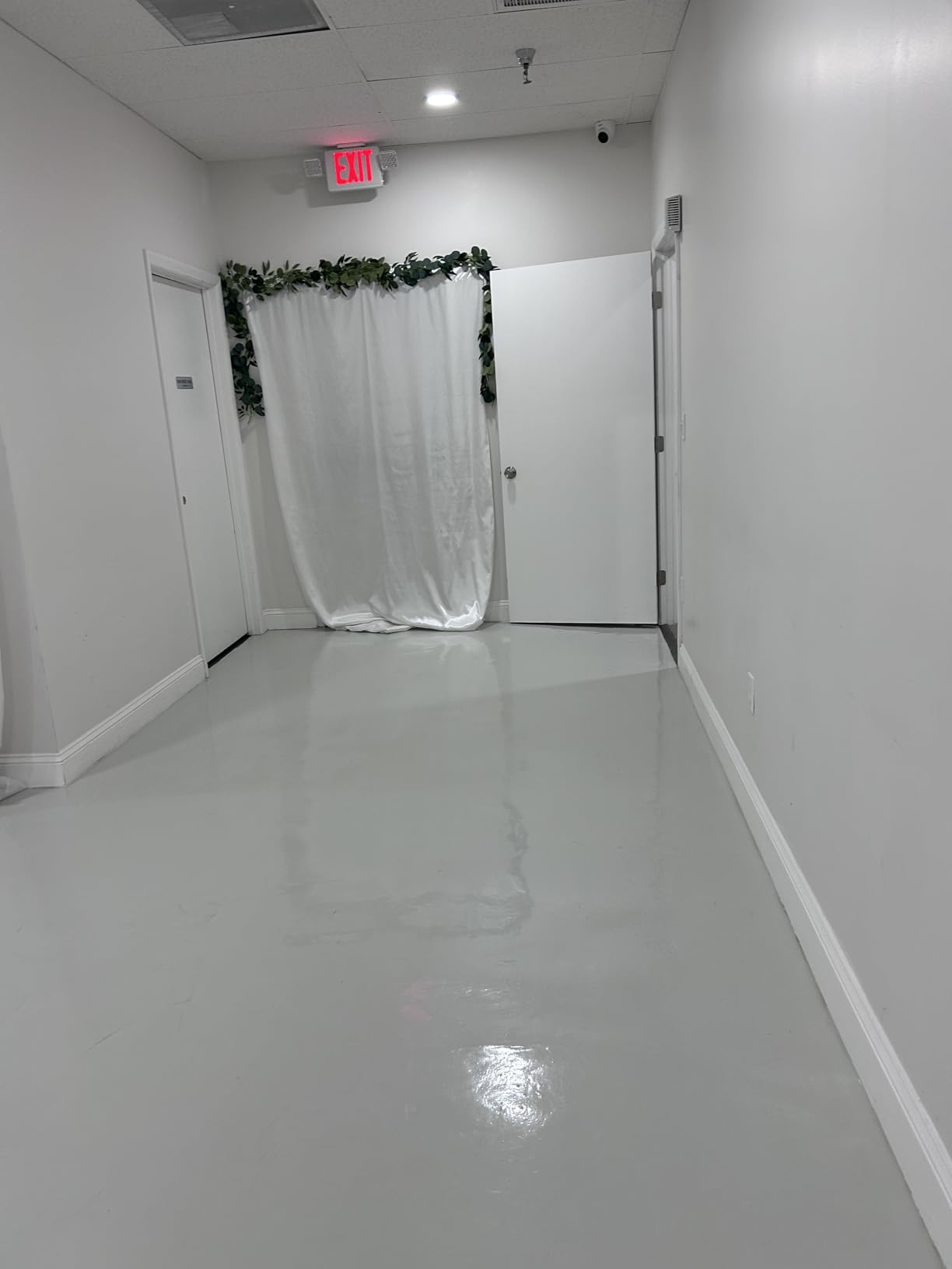 Zep Neutral PH Industrial Floor Cleaner - 1 Gallon - ZUNEUT128 - Concentrated Pro Trusted All-Purpose Floor Cleaner Customer Review Zep Neutral PH Industrial Floor Cleaner - 1 Gallon - ZUNEUT128 - Concentrated Pro Trusted All-Purpose Floor Cleaner - Customer Photo 2