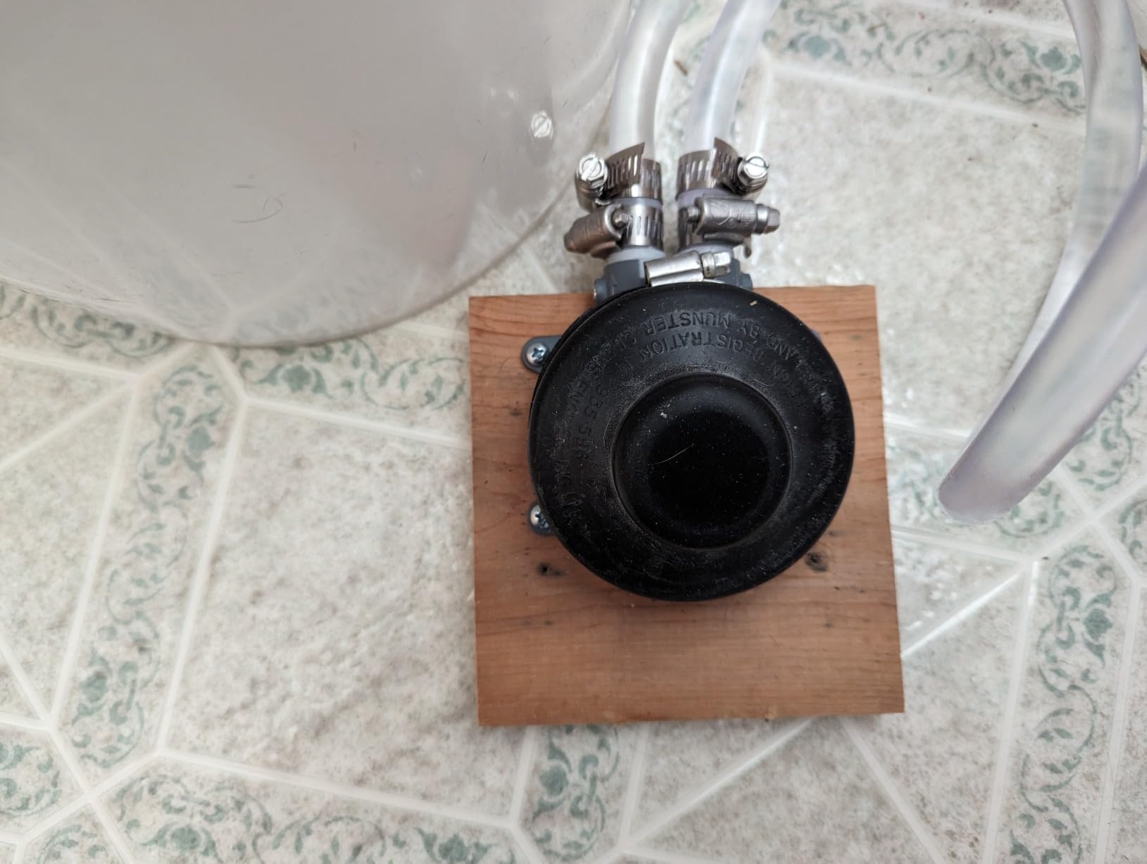 Whale GP4618 Babyfoot Manual Freshwater Galley Pump, Connects to ½-Inch Flexible Hose, 2.2 GPM Max Flow Rate Black - Customer Photo 1