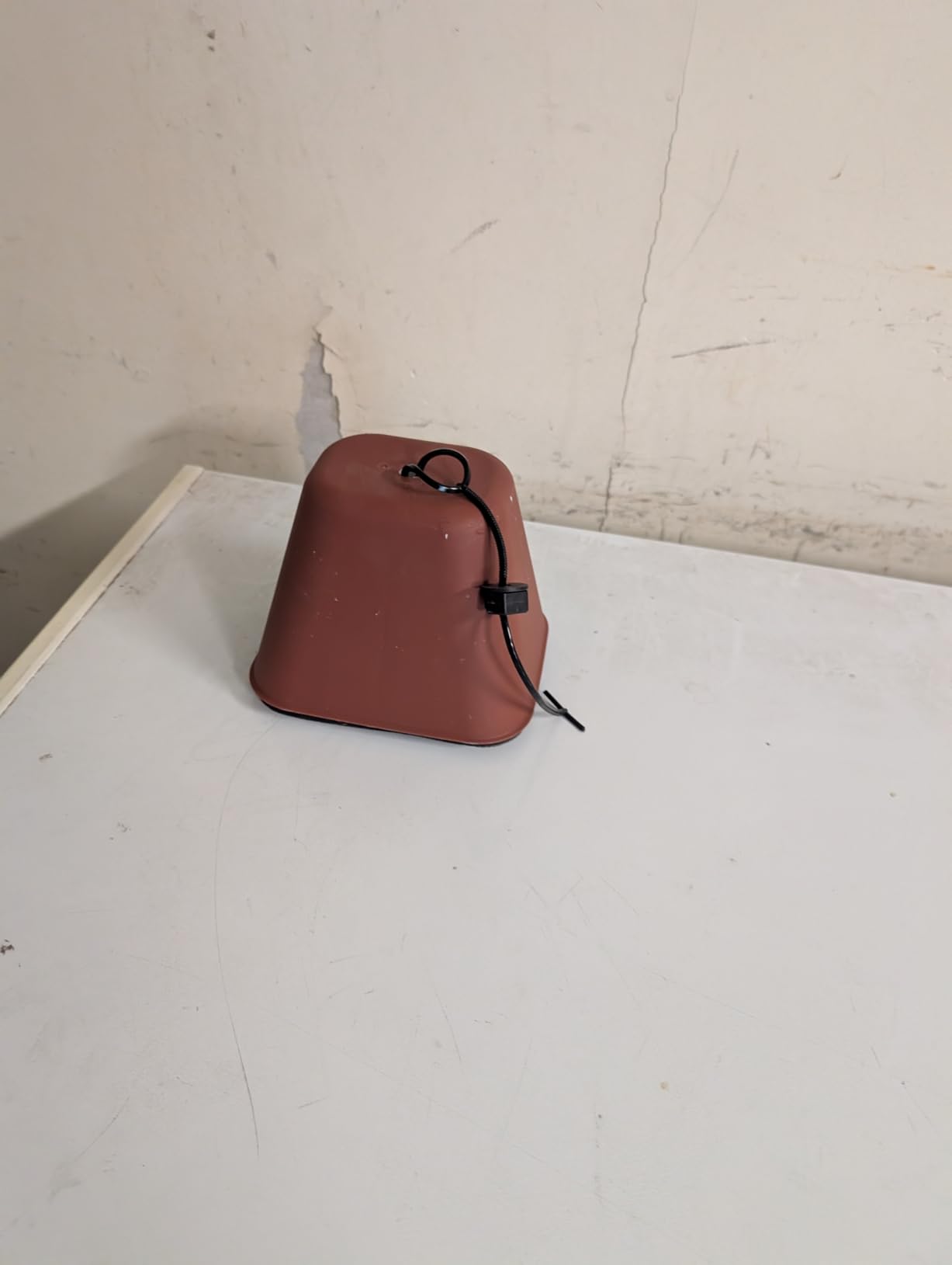 Thermwell Frost King FC2 Plastic Faucet Cover, Rectangular, Single, Dark Red Customer Review Thermwell Frost King FC2 Plastic Faucet Cover, Rectangular, Single, Dark Red - Customer Photo 1