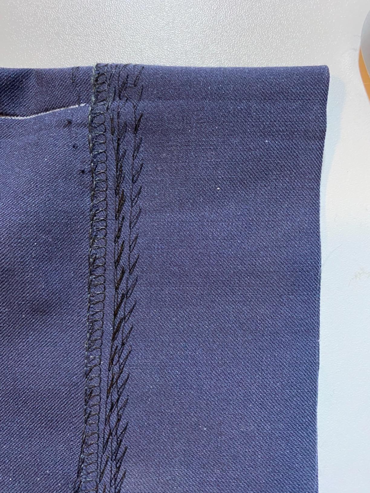 REX RX-518 All Metal Construction Portable Professional Grade Desktop Blindstitch, Cuffs, Failling Slack Bottoms, Hemming Dresses, Skirt and Coat Bottoms, Draperies, Negligees, Undergarments, Lapel Padding, Blouses Sleeves Machine, Gray - Customer Photo 2