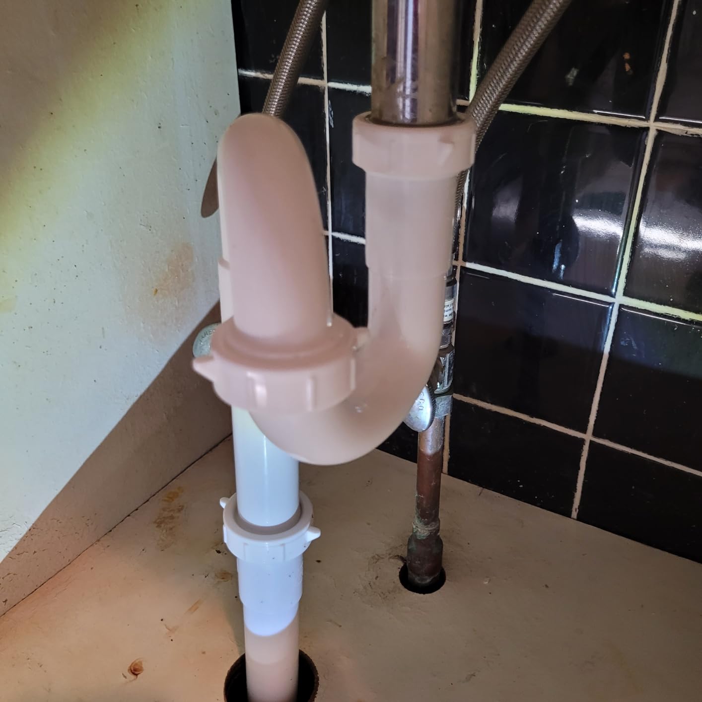 Waxman PlumbCraft 15-Piece Complete Bathroom Sink Drain Repair Kit 7027110N, Various Bathroom Sink Drain Pipes for Repairs to Problem Areas, Bathroom Sink Drain Assembly for Multiple Sink Pipe Options - Customer Photo 2