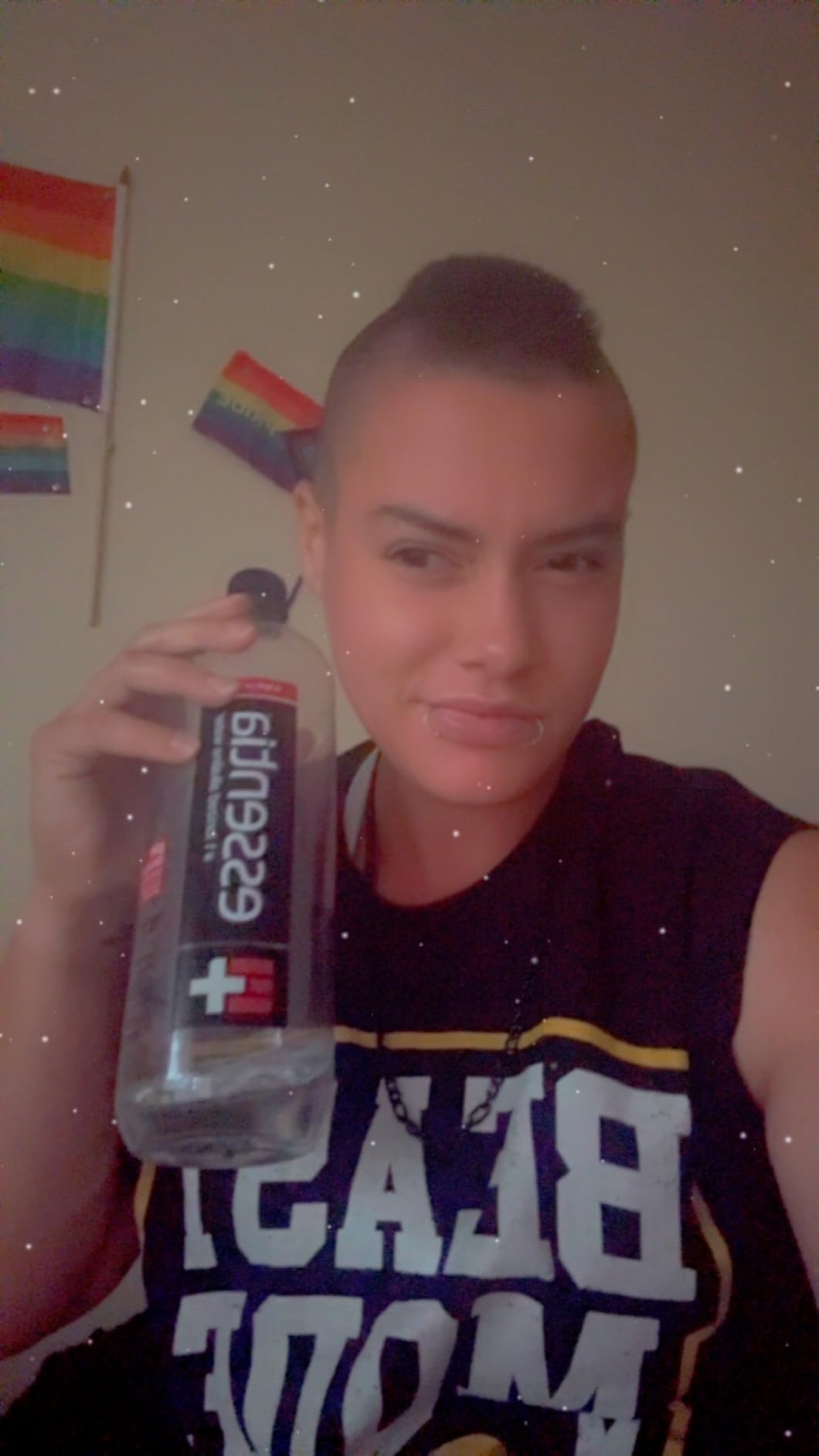 Essentia Water Bottled, Ionized Alkaline Water:99.9% Pure, Infused With Electrolytes, 9.5 pH Or Higher With A Clean, Smooth Taste, 1 Litre (Pack of 12) - Customer Photo 1
