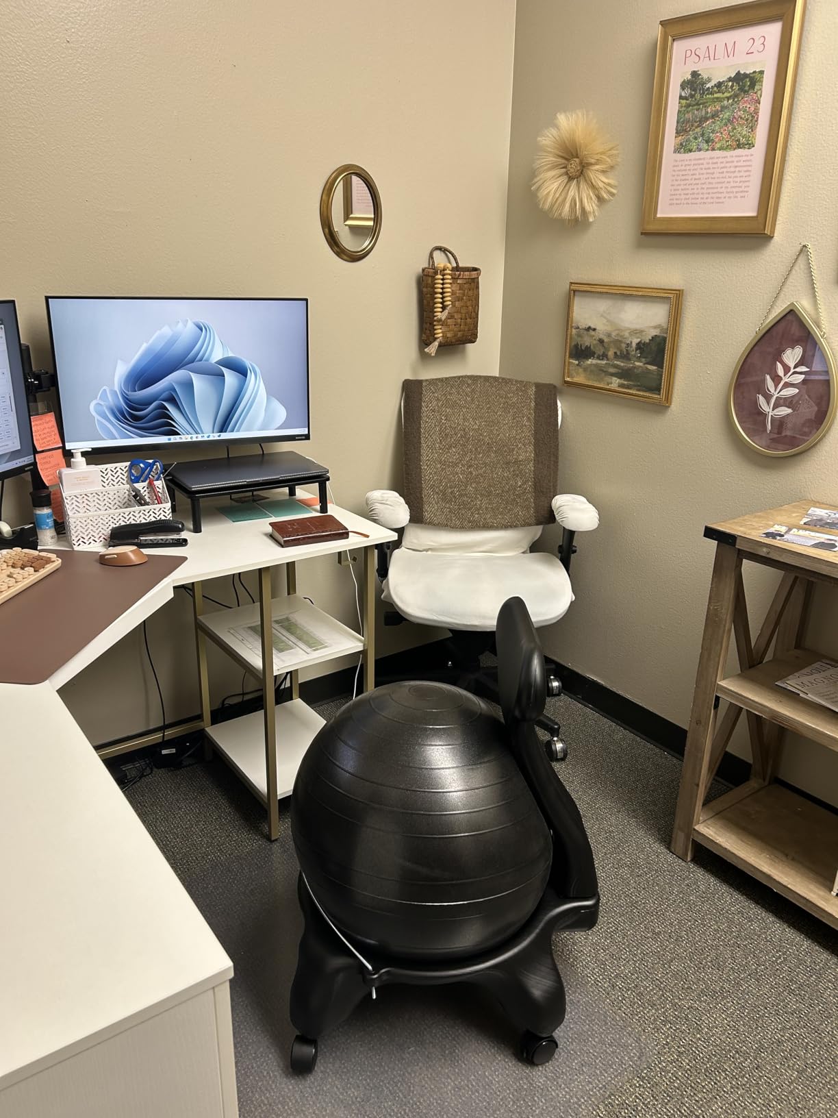 Gaiam Classic Balance Ball Chair – Ergonomic Stability Chair for Desk & Office | Yoga Ball Seat with Base, Air Pump, & Exercise Guide | Improves Posture & Core Strength (300 lb Capacity) - Customer Photo 2