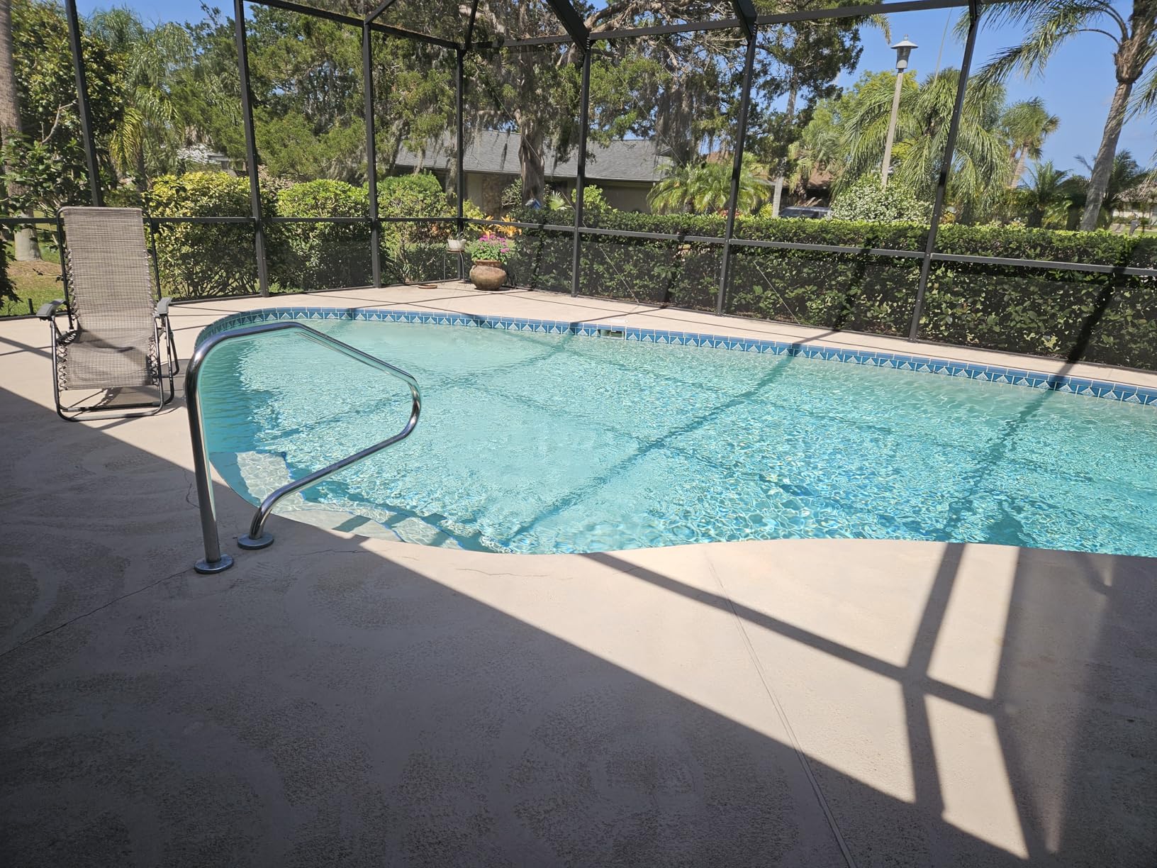 AquaChek 7-Way Pool and Spa Test Strips - Silver Pool Test Strips For pH, Total Chlorine, Free Chlorine, Bromine, Alkalinity, Total Hardness, and Cyanuric Acid - Water Quality Testing Kit (100 Strips) Customer Review AquaChek 7-Way Pool and Spa Test Strips - Silver Pool Test Strips For pH, Total Chlorine, Free Chlorine, Bromine, Alkalinity, Total Hardness, and Cyanuric Acid - Water Quality Testing Kit (100 Strips) - Customer Photo 1