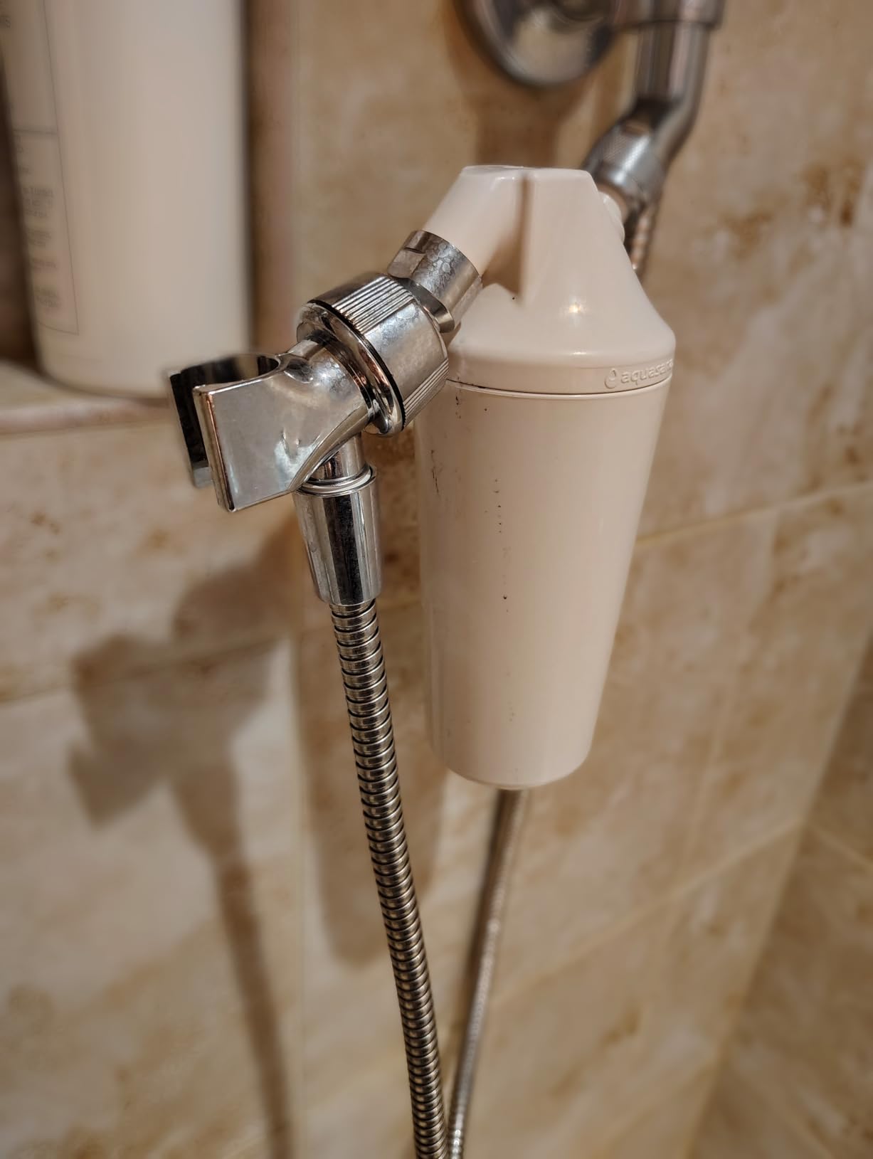 Aquasana Shower Filter | Dermatologist-recommended for softer, healthier skin & hair | Proven to reduce 90% of chlorine for 6 months | High pressure | Use your own shower head | AQ-4100NSH - Customer Photo 1