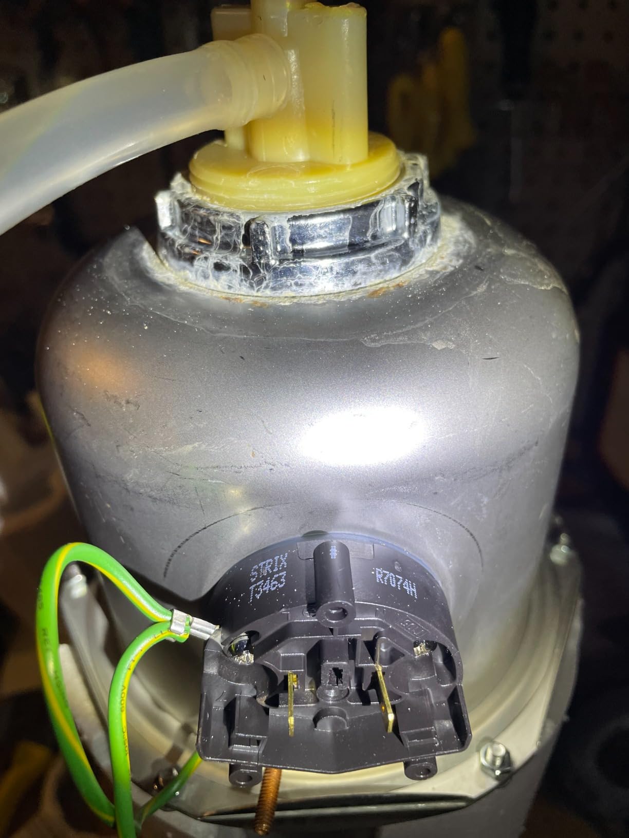 Ready Hot 40-RH-200-SS Instant Hot Water Dispenser System, 2.5 Quarts Manual Dial Tank Only, Stainless Steel - Customer Photo 1