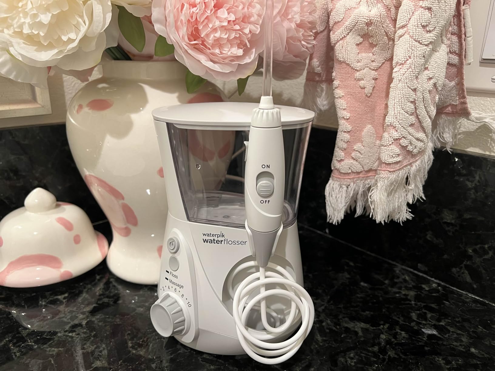 Waterpik Aquarius Water Flosser For Teeth Cleaning, Gums, Braces, Dental Care, Electric Power With 10 Settings, 7 Tips For Multiple Users And Needs, ADA Accepted, White WP-660, Packaging May Vary customer photo 2