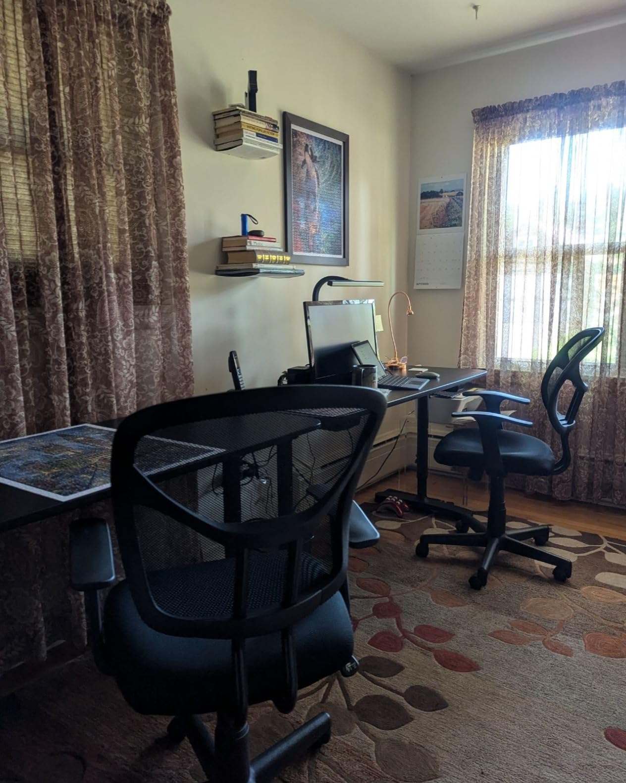 Amazon Basics Mesh Mid-Back Adjustable-Height 360-Degree Swivel Office Desk Chair with Armrests, Lumbar Support and Easy to Assemble, Black - Customer Photo 4