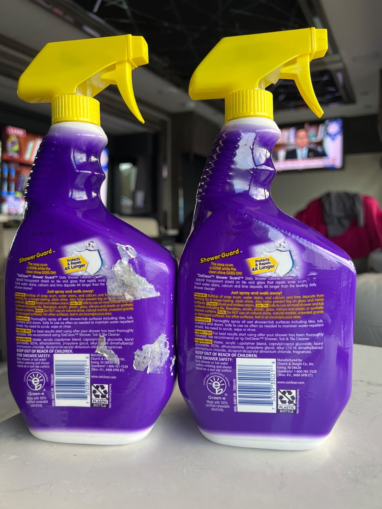 OxiClean Shower Guard Daily Shower Cleaner, 30 oz., Protects & Repels Stains Customer Review OxiClean Shower Guard Daily Shower Cleaner, 30 oz., Protects & Repels Stains - Customer Photo 3