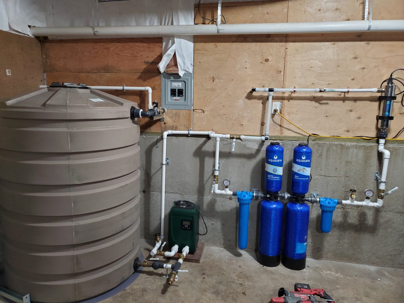 Aquasana Whole House Well Water Filter | 500K Gallons | UV, Carbon & KDF | Salt-Free Softener Alternative | Install Kit | Tackles up to 99.99% Chlorine, Bacteria, Viruses & Scale | EQ-WELL-UV-PRO-AST - Customer Photo 2