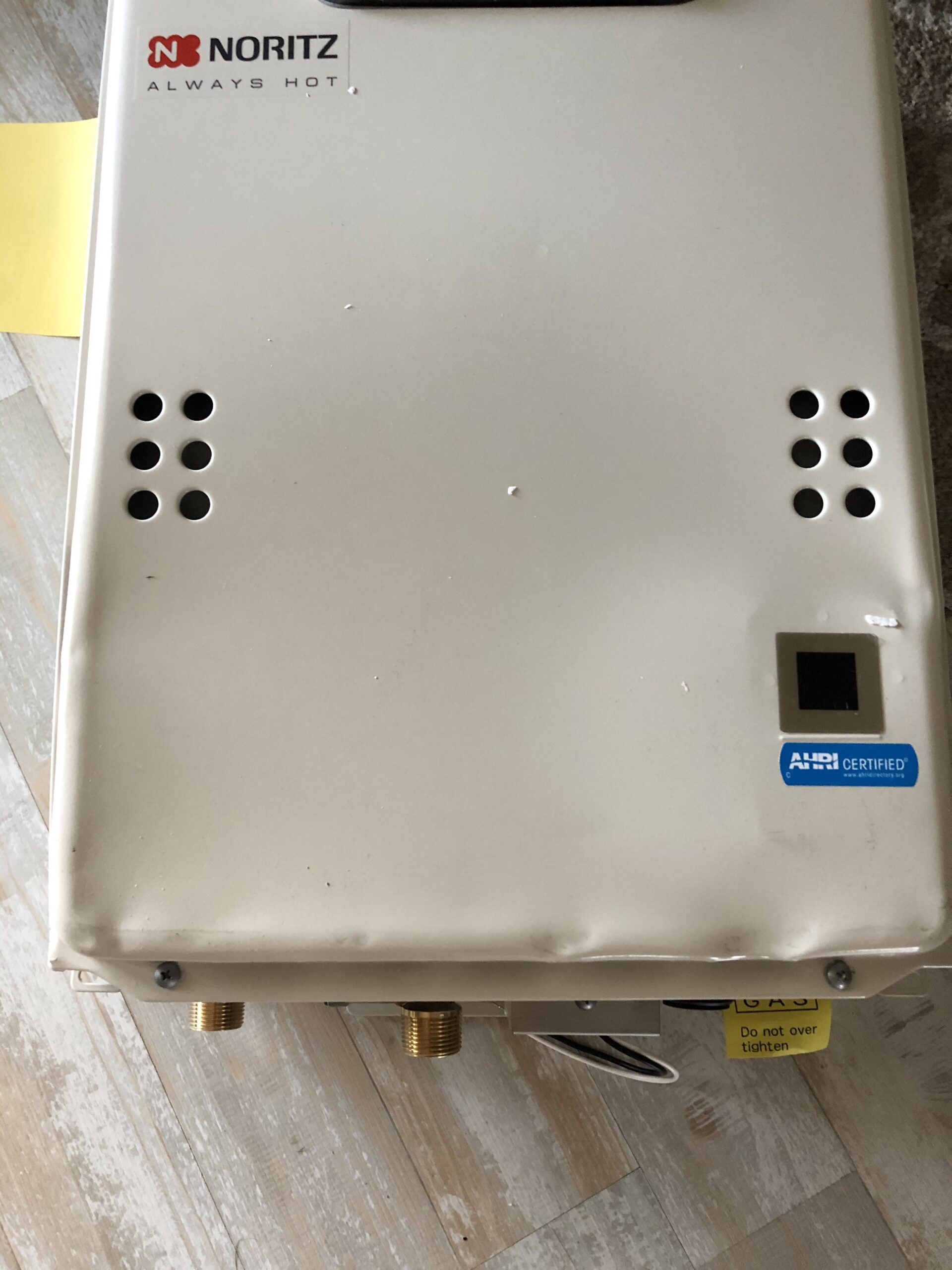 Noritz NR50ODNG Outdoor Tankless Water Heater, max. 120,000 Btuh, 5.0 Gpm - Natural Gas - Customer Photo 2