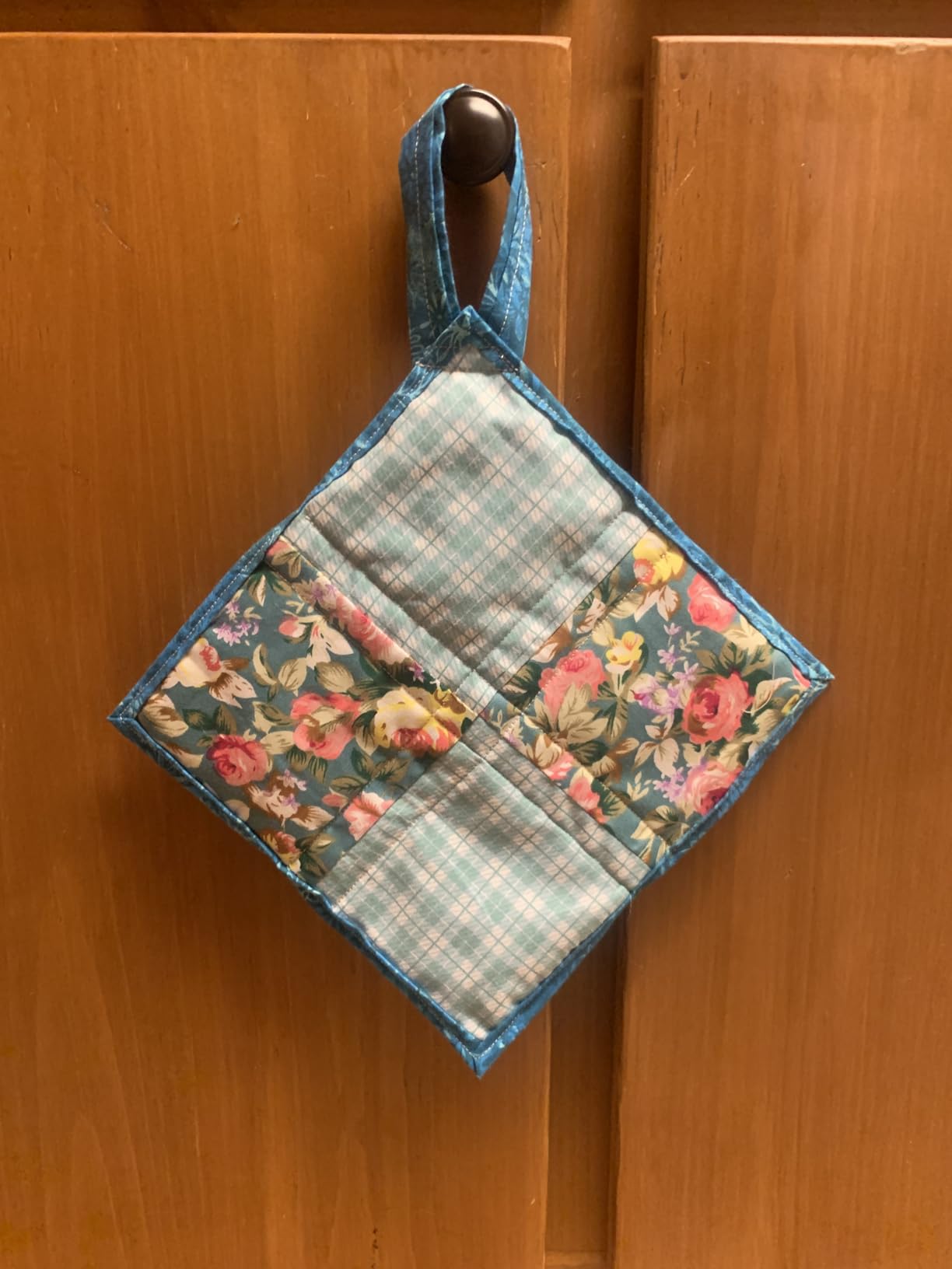 SINGER Heavy Duty 4452 High Speed Sewing Machine With Accessory Kit | Strong Motor with Enhanced Piercing Power, 110 Stitch Applications, Full Metal frame, 1-step Buttonhole & LED Lights - Customer Photo 2