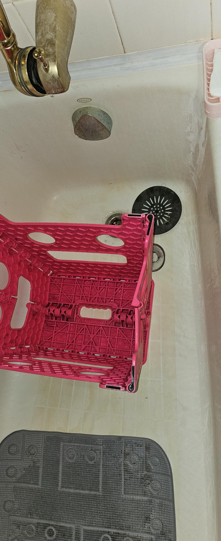 OxiClean Bathroom Cleaner, Shower, Tub & Tile, Powered by OxiClean Stainfighters, 32 oz - Customer Photo 2