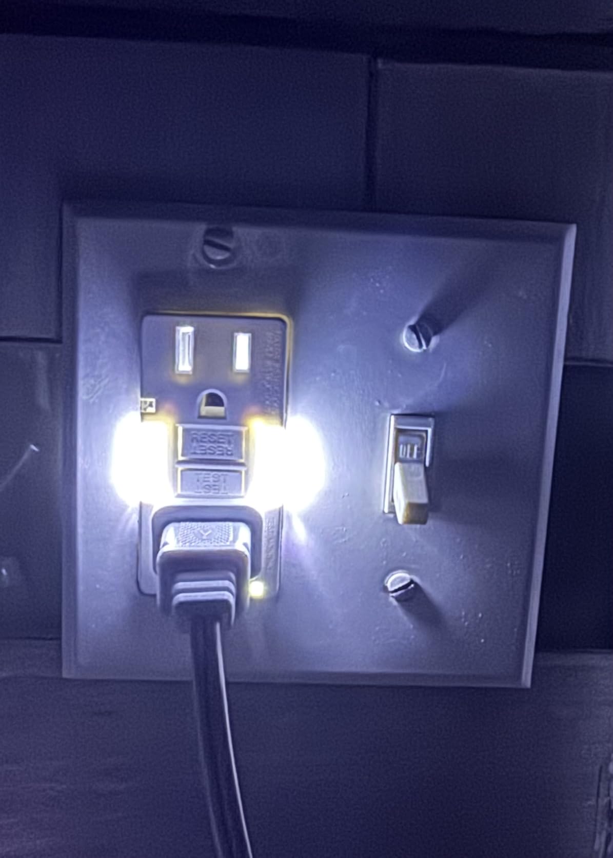 Leviton GFCI Outlet, 15 Amp, Self Test, Tamper-Resistant with LED Indicator Light, Protection from Electric Shock and Electrocution, GFTR1-W, White Customer Review Leviton GFCI Outlet, 15 Amp, Self Test, Tamper-Resistant with LED Indicator Light, Protection from Electric Shock and Electrocution, GFTR1-W, White - Customer Photo 1