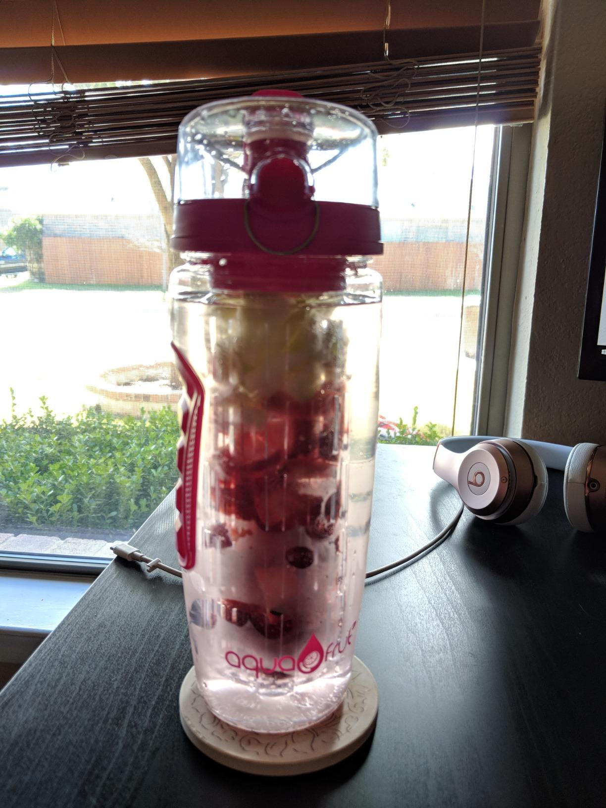 AquaFrut 32 OZ Fruit Infuser Water Bottle BPA-Free Fruit Infusion Sports Bottle - Flip Top Lid w Drinking Spout, Leak Proof, Made of Durable Tritan. Free Recipe eBook! (Purple) - Customer Photo 1