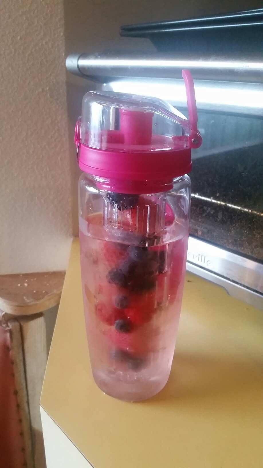 AquaFrut 32 OZ Fruit Infuser Water Bottle BPA-Free Fruit Infusion Sports Bottle - Flip Top Lid w Drinking Spout, Leak Proof, Made of Durable Tritan. Free Recipe eBook! (Purple) - Customer Photo 2