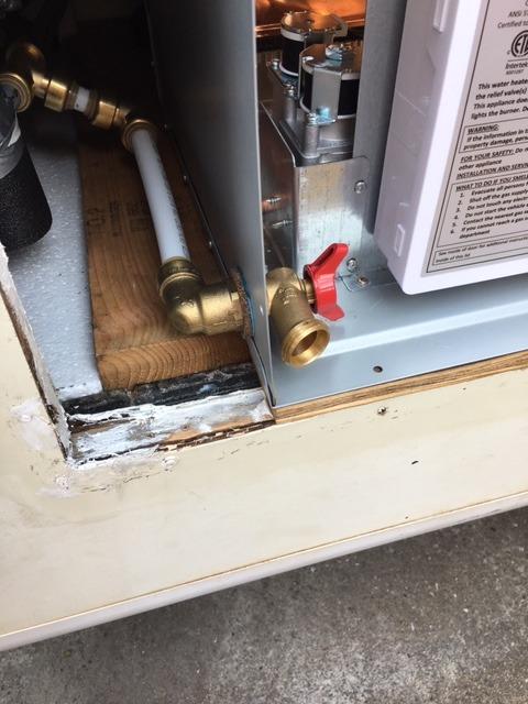 GIRARD Tankless RV Water Heater, 12V Power, 42,000 BTUs, Quiet Operation, Onboard Microprocessor, Digital User Control Panel, Freeze Protection, Easy Installation - 2022107534 - Customer Photo 2