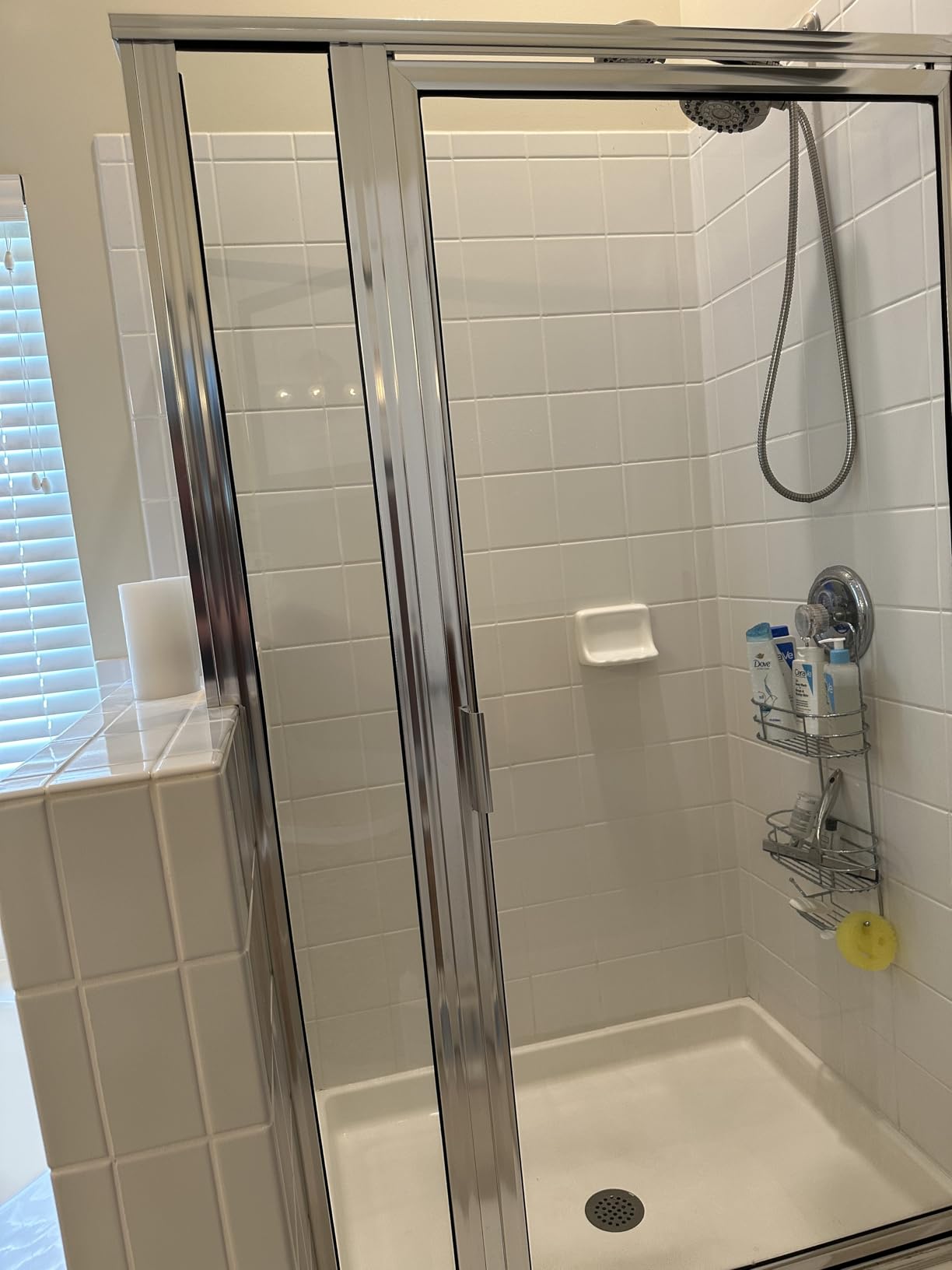 Wet & Forget Shower Cleaner Weekly Application Requires No Scrubbing, Bleach-Free Formula, 64 Ounce (Pack of 1) - Customer Photo 1