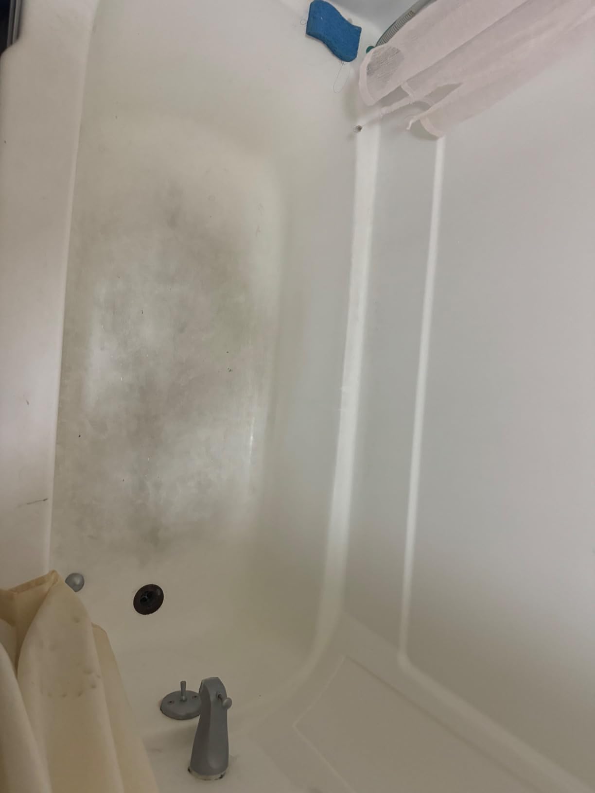 Wet & Forget Shower Cleaner Weekly Application Requires No Scrubbing, Bleach-Free Formula, 64 Ounce (Pack of 1) Customer Review Wet & Forget Shower Cleaner Weekly Application Requires No Scrubbing, Bleach-Free Formula, 64 Ounce (Pack of 1) - Customer Photo 5