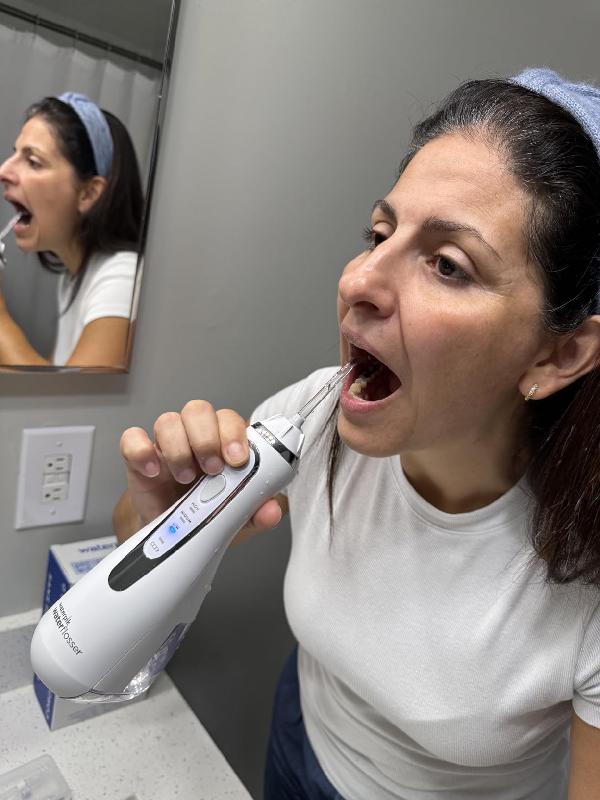 Waterpik Cordless Advanced 2.0 Water Flosser For Teeth, Gums, Braces, Dental Care With Travel Bag and 4 Tips, ADA Accepted, Rechargeable, Portable, and Waterproof, White WP-580, Packaging May Vary - Customer Photo 1