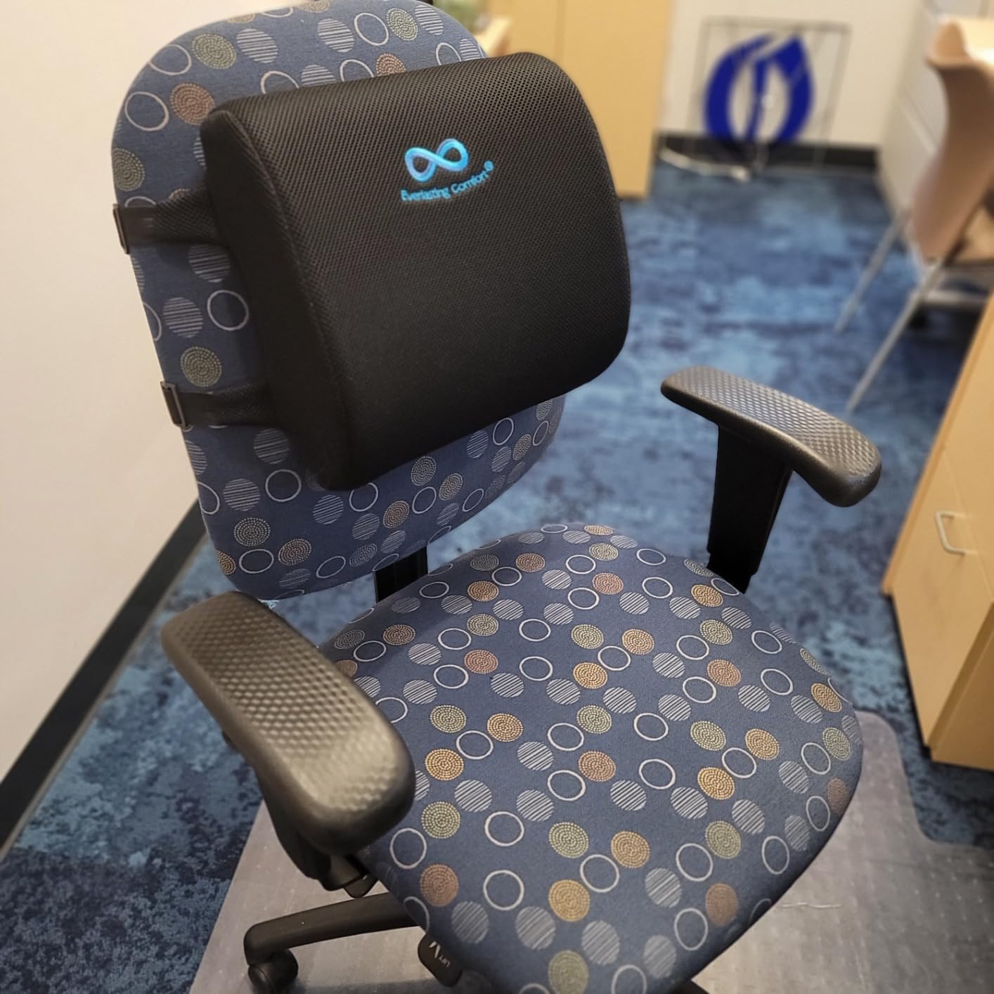 Everlasting Comfort Lumbar Support Pillow for Office Chair - Memory Foam Back Cushion for Chair, Car, Couch - Lumbar Pillow Promotes Better Posture, Back Pain Relief - Ideal for Gaming and Desk Chairs - Customer Photo 3