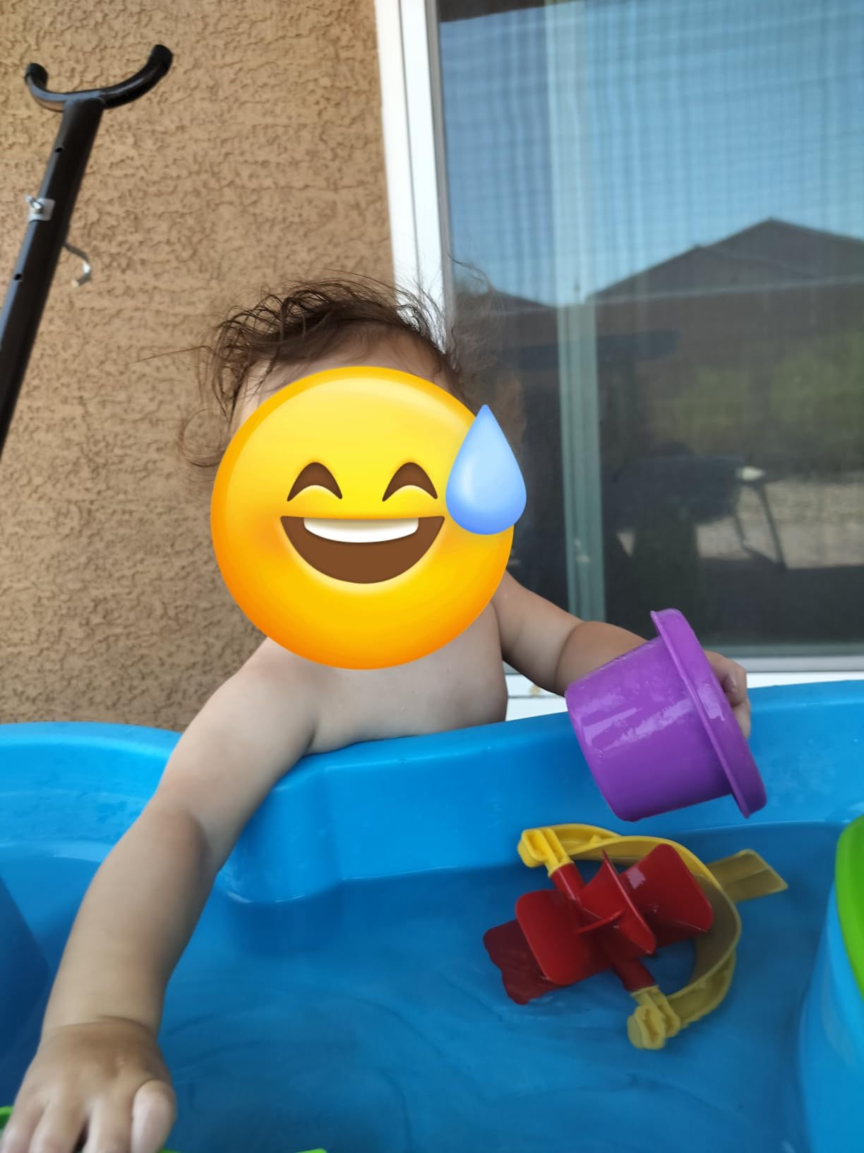 Step2 Rain Showers Splash Pond Water Table, Kids Water and Sand Activity Sensory Playset, Summer Outdoor Toys, 13 Piece Water Toy Accessories, For Toddlers 1.5+ Years Old, Blue & Green - Customer Photo 2