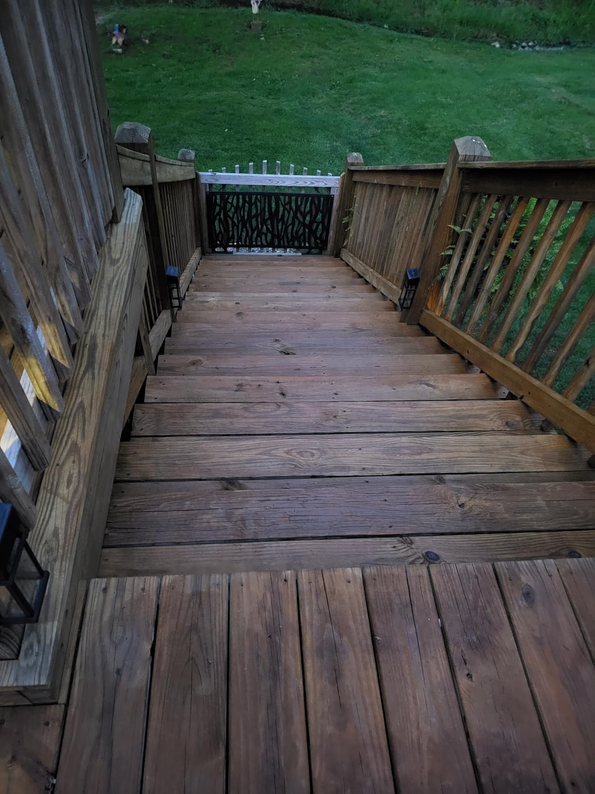 #1 Deck Premium Semi-Transparent Outdoor Wood Stain and Sealer in One - Water Based Wood Stain for Decks, Fences, & Siding - 1 Gallon (Natural) - Customer Photo 2