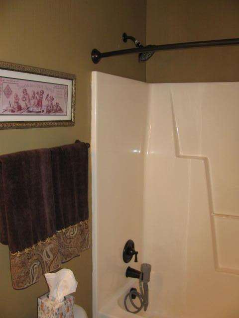 Pets Shower Attachment, Quick Connect on Tub Spout w/Front Diverter, Ideal for Washing Pets and Cleaning Tub - Customer Photo 2