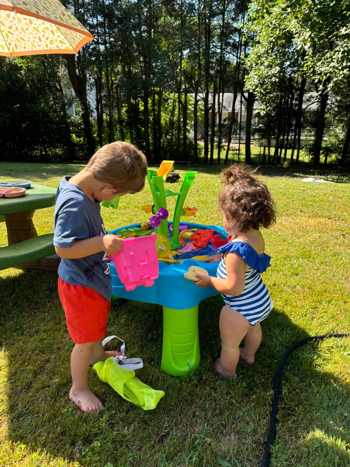 Step2 Summer Showers Splash Tower Water Table for Kids, Outdoor Kids Water Sensory Table, Ages 1.5+ Years Old, 8 Piece Water Toy Accessories, Blue & Green - Customer Photo 2