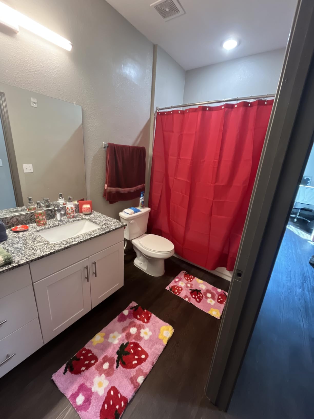 N&Y HOME Fabric Shower Curtain Liner Solid White with Magnets, Hotel Quality, Machine Washable, 70 x 72 inches for Bathroom Customer Review N&Y HOME Fabric Shower Curtain Liner Solid White with Magnets, Hotel Quality, Machine Washable, 70 x 72 inches for Bathroom - Customer Photo 2