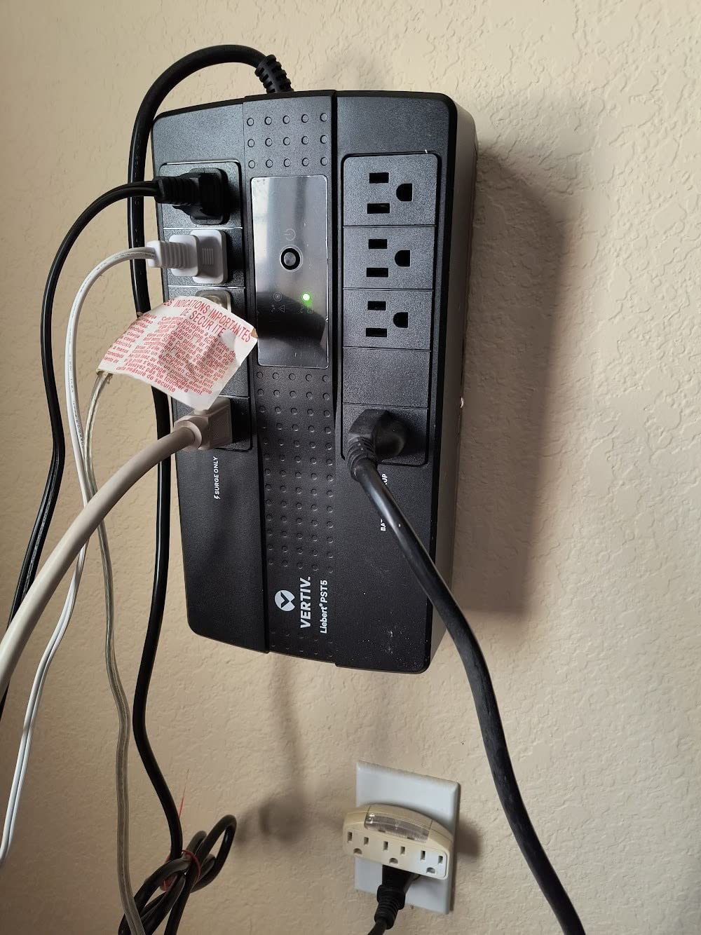 Vertiv Liebert PST5 UPS - 850VA/500W 120V Standby Power, 8 Outlets, Battery Backup with Surge Protection, LCD Screen, Energy Star Certified, 3 Year Warranty, Free Shutdown Software (PST5-850MT120) - Customer Photo 1