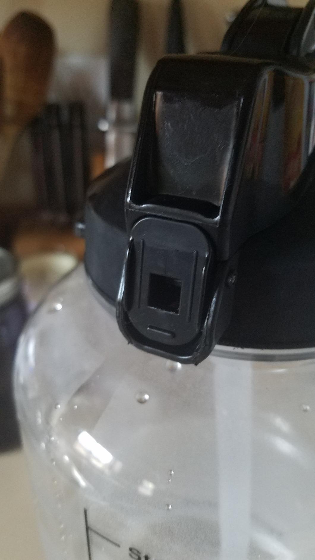 1 Gallon (128oz) Water Bottle With a Straw - Motivational Time Increments to Ensure 1 Gallon Water Intake Per Day. Time Goals to Make Sure You Stay Hydrated. BPA Free Water Jug! - Customer Photo 2