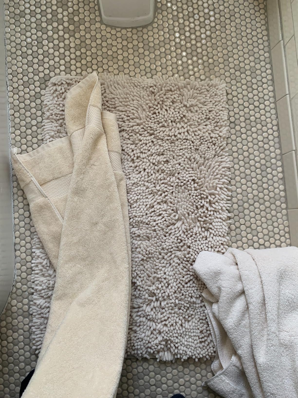 Luxury White Bath Towel Set of 8 Pieces - 100% Turkish Cotton 700 GSM Highly Absorbent Towels for Bathroom, 2 Bath Towels, 2 Hand Towels, 4 Washcloths - Customer Photo 4