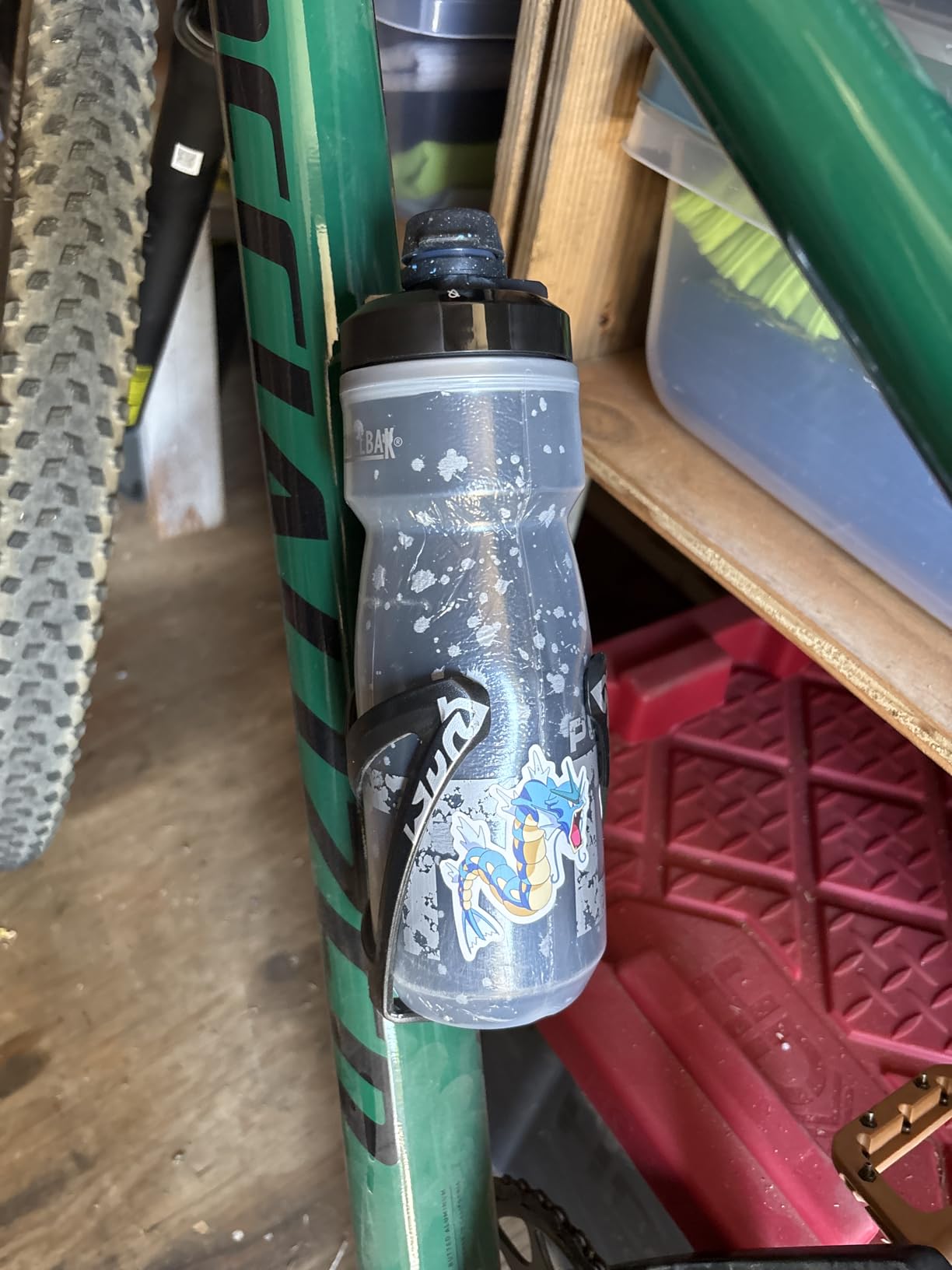 CamelBak Podium Dirt Series Chill Insulated Mountain Bike Squeeze Water Bottle Black, 21oz - Customer Photo 1