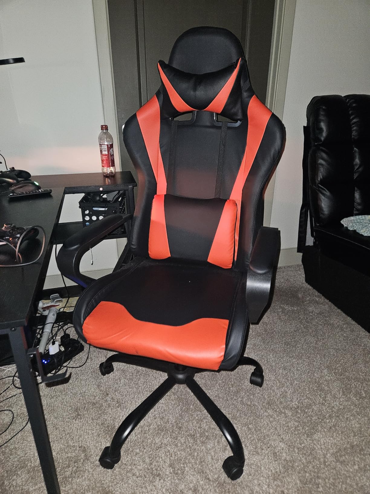BestOffice High-Back Gaming Chair PC Office Chair Computer Racing Chair PU Desk Task Chair Ergonomic Executive Swivel Rolling Chair with Lumbar Support for Back Pain Women, Men,White - Customer Photo 1