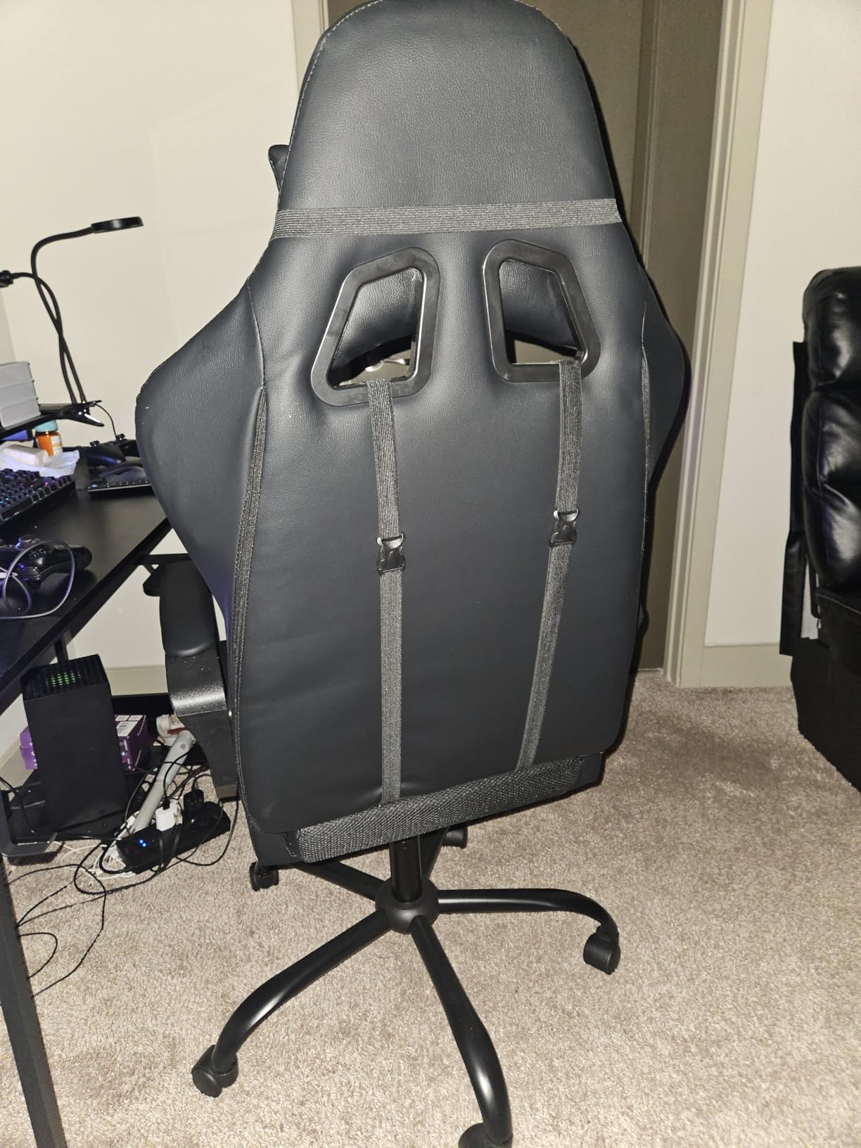 BestOffice High-Back Gaming Chair PC Office Chair Computer Racing Chair PU Desk Task Chair Ergonomic Executive Swivel Rolling Chair with Lumbar Support for Back Pain Women, Men,White - Customer Photo 2