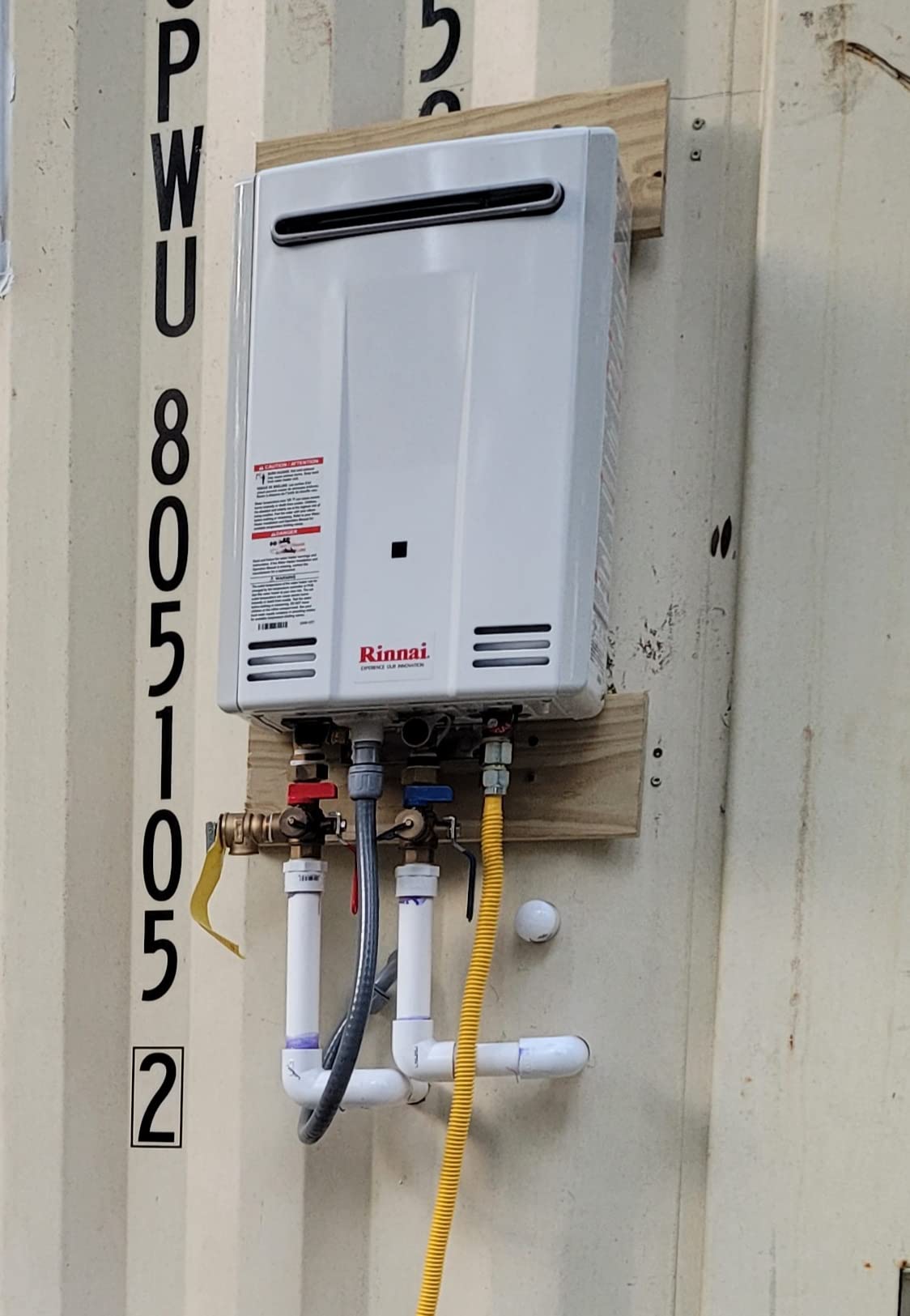 Rinnai V53DeP Propane Tankless Water Heater, 5.3 GPM, Outdoor Installation - Customer Photo 4