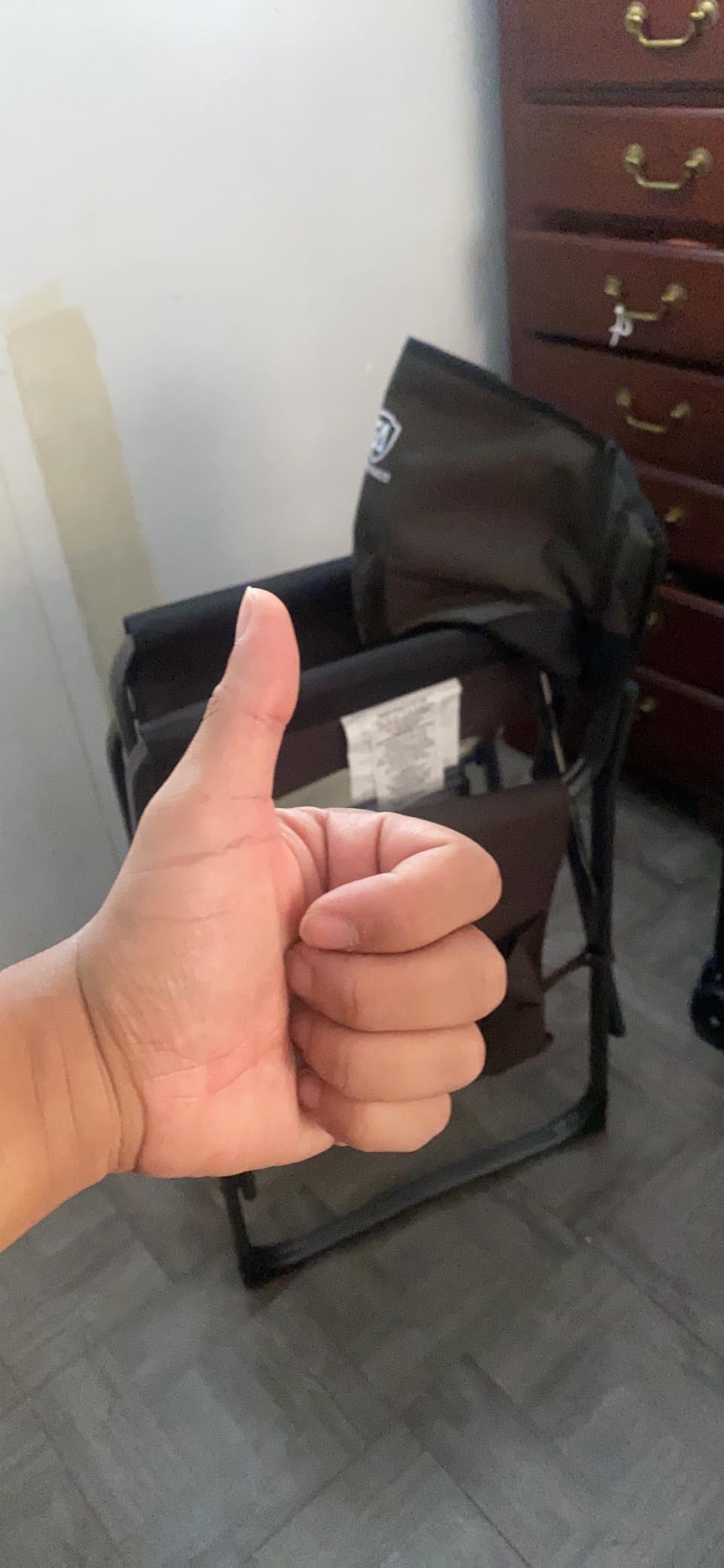 EVER ADVANCED Lightweight Folding Directors Chairs Outdoor, Aluminum Camping Chair with Side Table and Storage Pouch, Heavy Duty Supports 350LBS - Customer Photo 1
