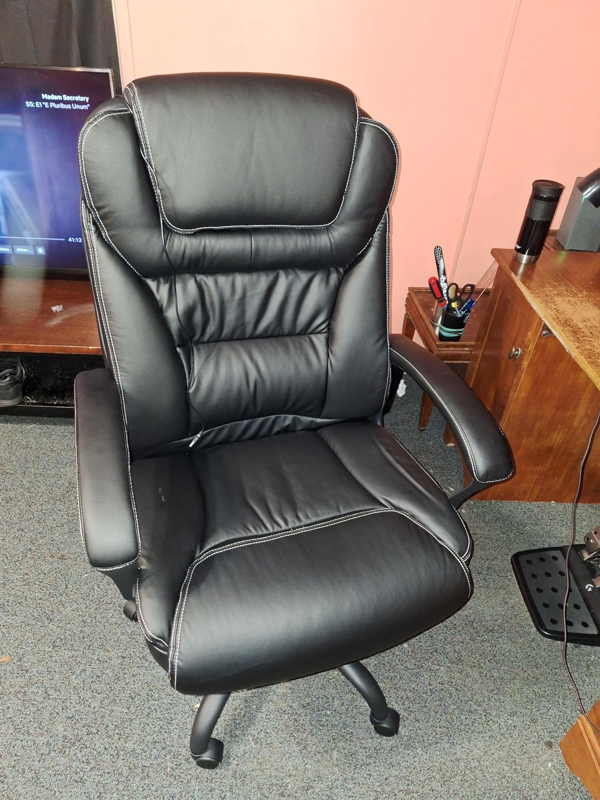 BestMassage Big and Tall Office Chair 500lbs Wide Seat Ergonomic Desk Chair with Lumbar Support Arms High Back PU Leather Executive Task Computer Chair for Heavy People Women,Black - Customer Photo 1