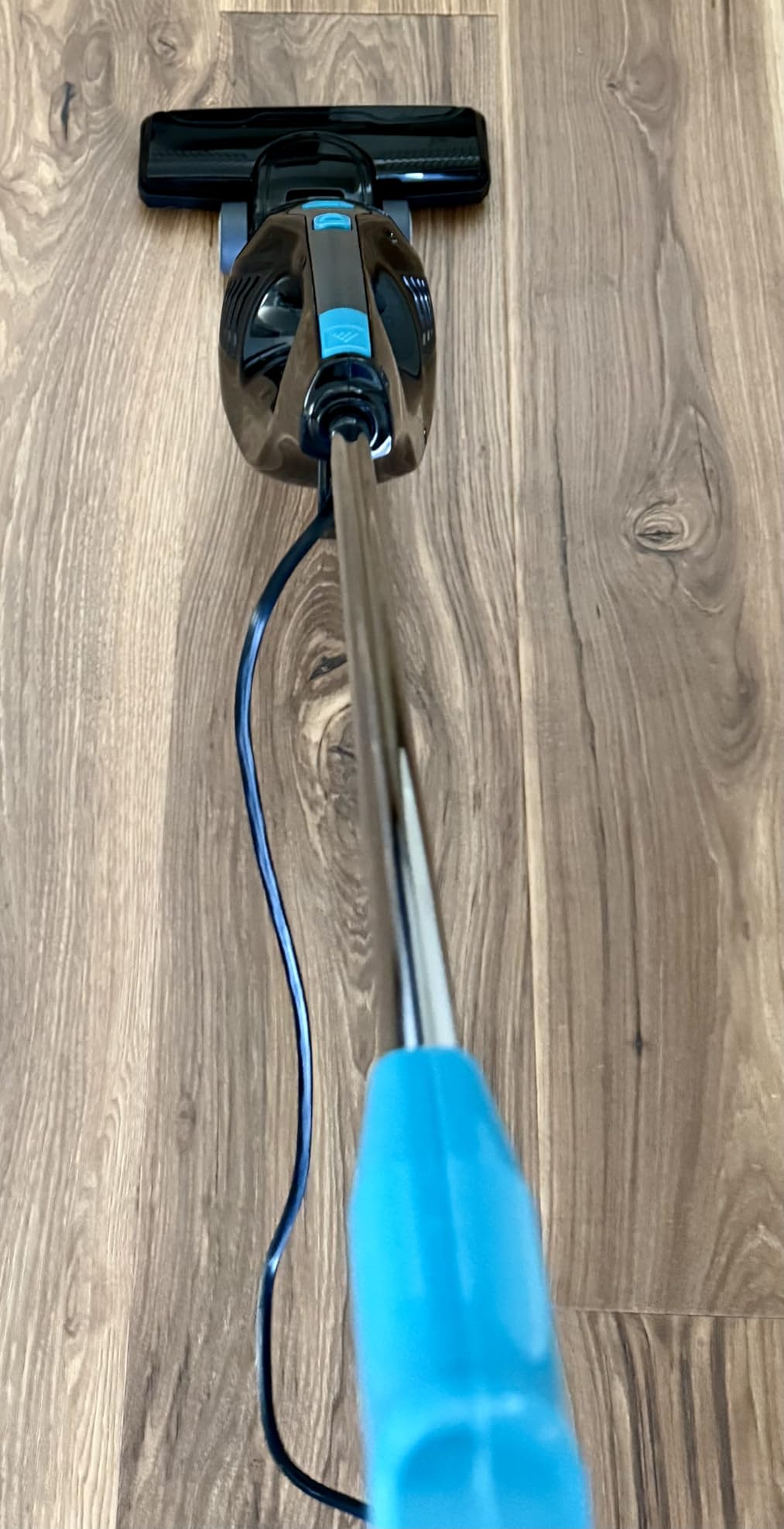 Eureka NES215A Blaze 3-in-1 Swivel Handheld & Stick Vacuum Cleaner, Blue - Customer Photo 2