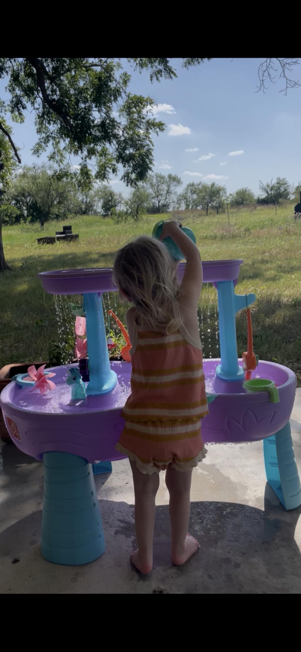 Step2 Tropical Rainforest Water Table, Kids Water and Sand Activity Sensory Playset, Summer Outdoor Toys, 13 Piece Water Toy Accessories, For Toddlers 1.5+ Years Old, Blue & Brown - Customer Photo 2
