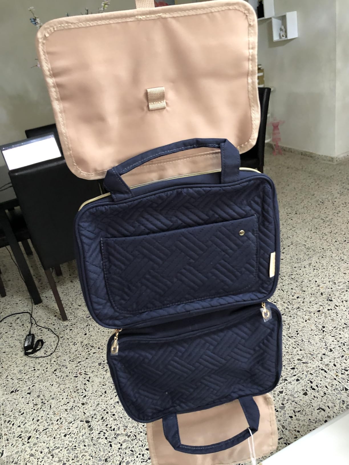 BAGSMART Toiletry Bag Travel Bag with Hanging Hook, Water-resistant Makeup Cosmetic Bag Travel Organizer for Accessories, Shampoo, Full-size Container, Toiletries (Baby Pink, Medium) - Customer Photo 2