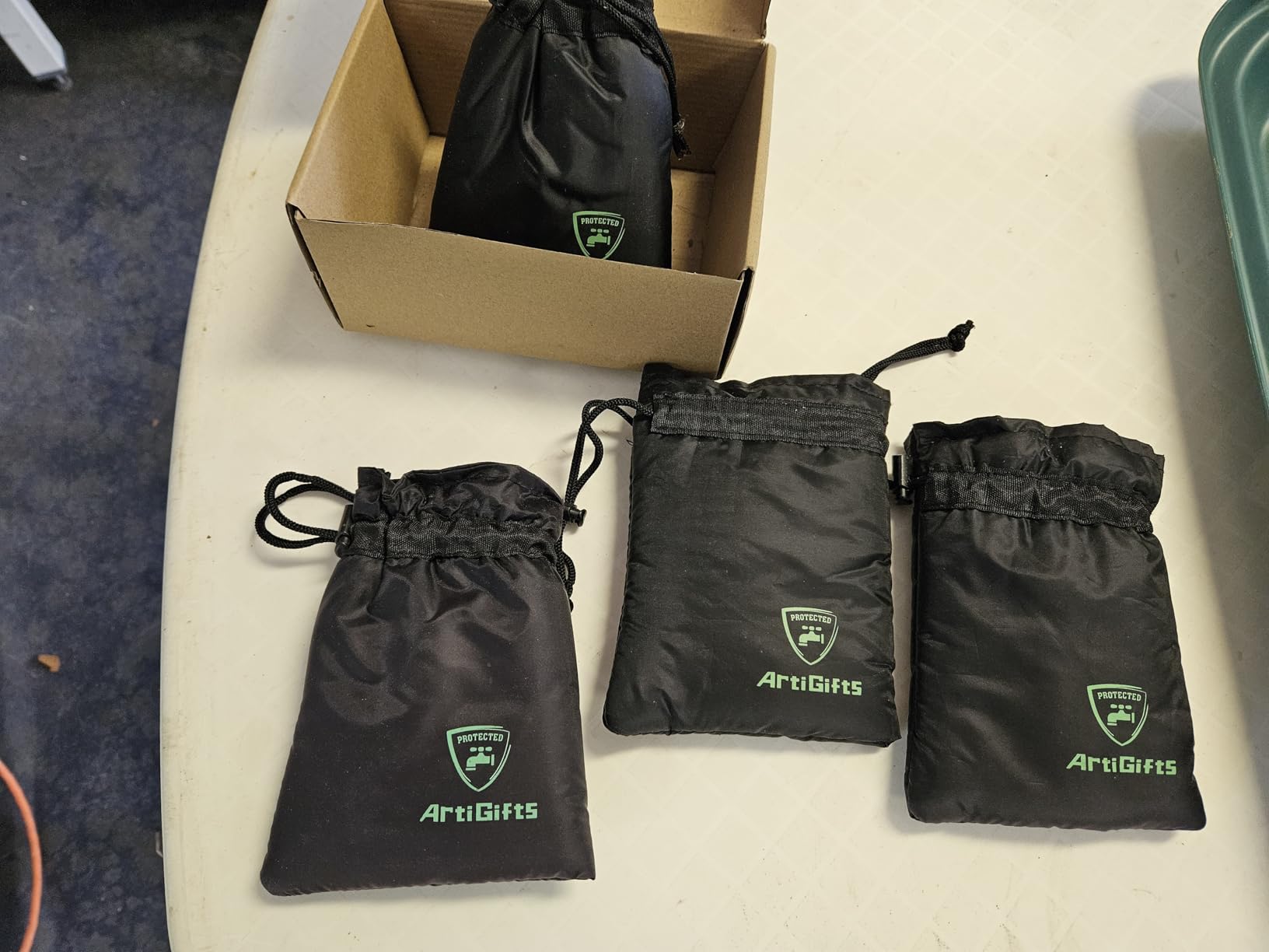 ArtiGifts Pro Outdoor Faucet Cover Socks for Winter Freeze Protection, 5.9 ArtiGifts Pro Outdoor Faucet Cover Socks for Winter Freeze Protection, 5.9