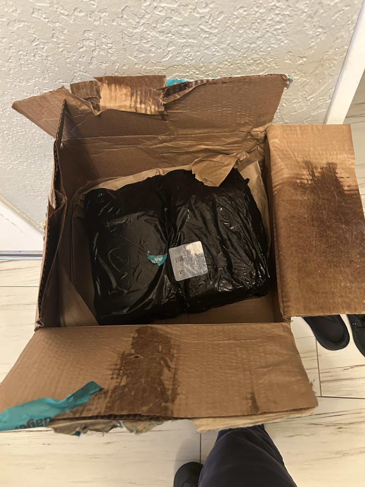 Weiman Disinfecting Granite Cleaner and Polish - 64 Ounce (2 Pack) Safely Cleans and Shines Granite Marble Quartz Quartzite Slate Limestone Corian Laminate Tile Countertop Customer Review Weiman Disinfecting Granite Cleaner and Polish - 64 Ounce (2 Pack) Safely Cleans and Shines Granite Marble Quartz Quartzite Slate Limestone Corian Laminate Tile Countertop - Customer Photo 1