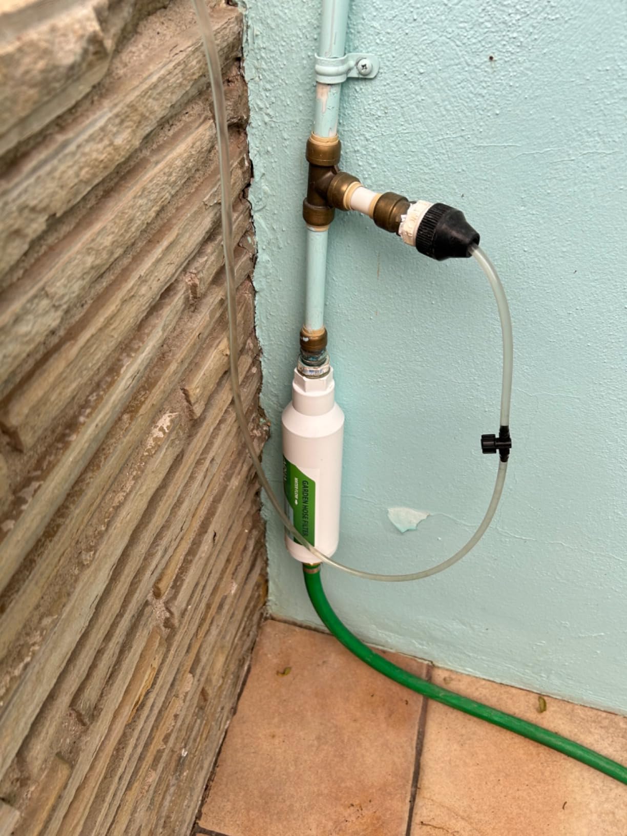 AQUACREST Garden Hose Water Filter for Plants, Greatly Reduces Chlorine, Odor, Improve Plants Health, Ideal for Organic Gardening, Farming and Pets, Pack of 2 (Package May Vary) - Customer Photo 2
