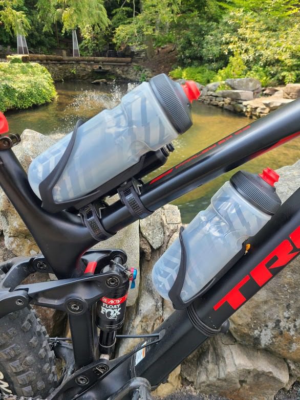 Polar Bottle Breakaway Insulated by HydraPak (20oz & 24oz) - BPA Free, Cycling & Sports Squeeze Water Bottle - Customer Photo 1